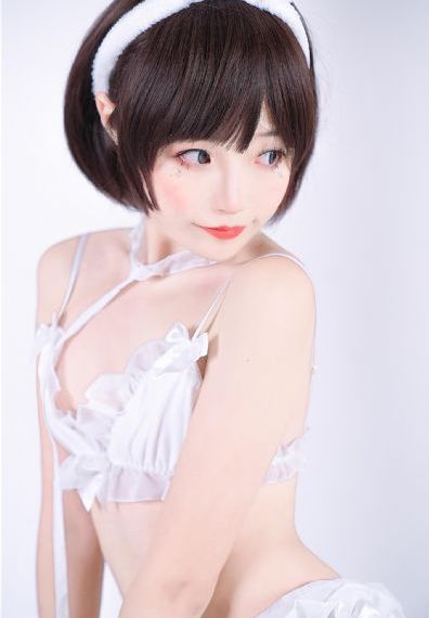 亚洲日日摸夜夜夜夜夜爽小说_国产剧神马影院手机在线