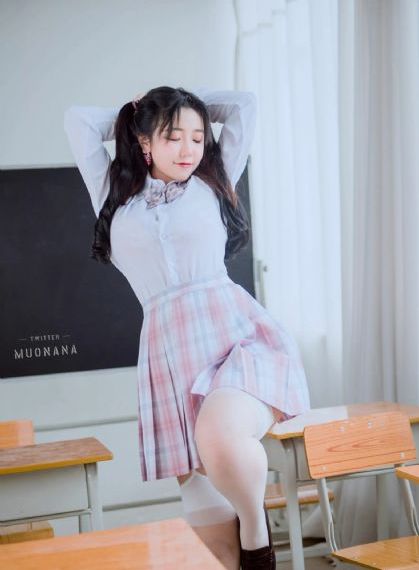 把腿抬高放墙上腿很麻怎么回事_影视大全免费在线观看播放