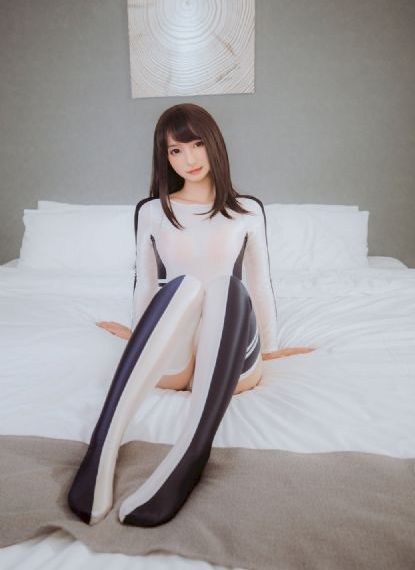 亚洲成av人片女在线观看_BD手机免费观看完整