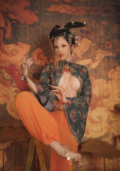 少妇放荡的呻吟干柴烈火动漫_正片免费观看