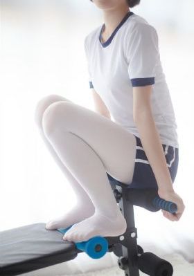 jk白丝美女掀裙子露内裤在线观看_BD版国语迅雷下载