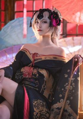 少妇厨房愉情_BD英语免费在线观看